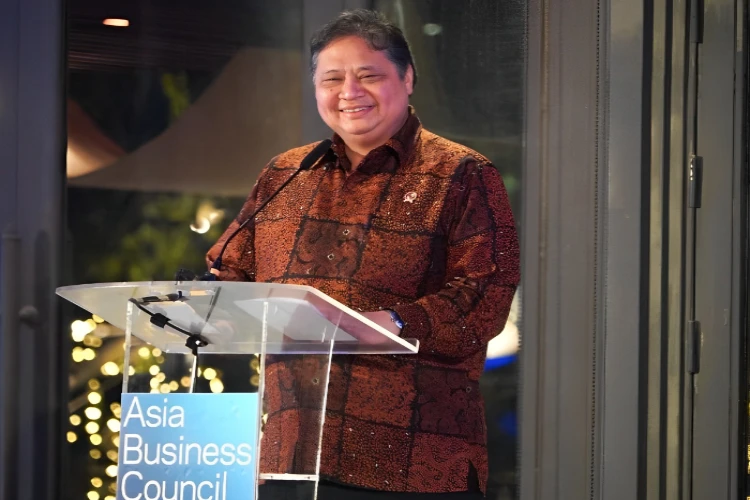Ket. Foto: Airlangga Hartarto Menyatakan Pelemahan Nilai Tukar Rupiah Indonesia Relatif Fundamental Cukup Bagus dan Lebih Baik Dibandingkan dengan Negara Lain