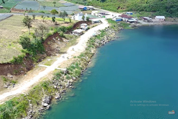 Ket Foto: Danau Talang