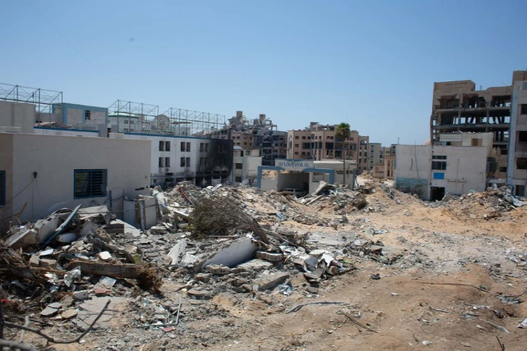 Ket. Foto: Sebuah Rumah di Kota Gaza Dikabarkan Dibom oleh Militer Penjajah Israel