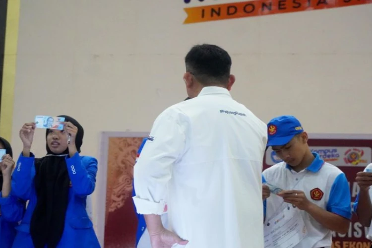 Ket. Foto: Gerakan Cinta Bangga Paham terhadap Rupiah Dikampanyekan BI kepada Mahasiswa Baru Universitas Tadulako Palu