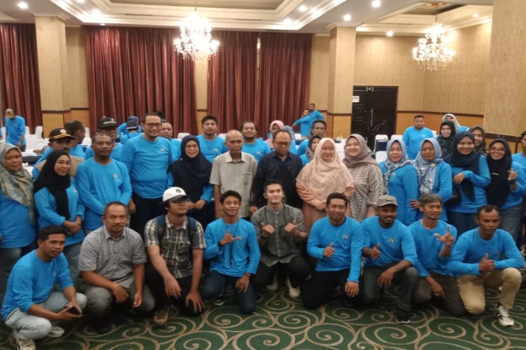 Ket. Foto: Kegiatan Penguatan Kapasitas Kelompok Pengelola Mangrove yang Dilakukan oleh KKMD Provinsi Gorontalo Resmi Berakhir