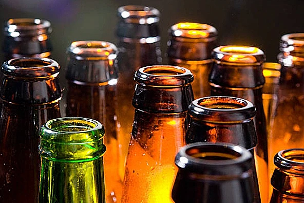 Tim kepolisian gabungan Situbondo berhasil meringkus truk dari Bali yang berisikan minuman keras