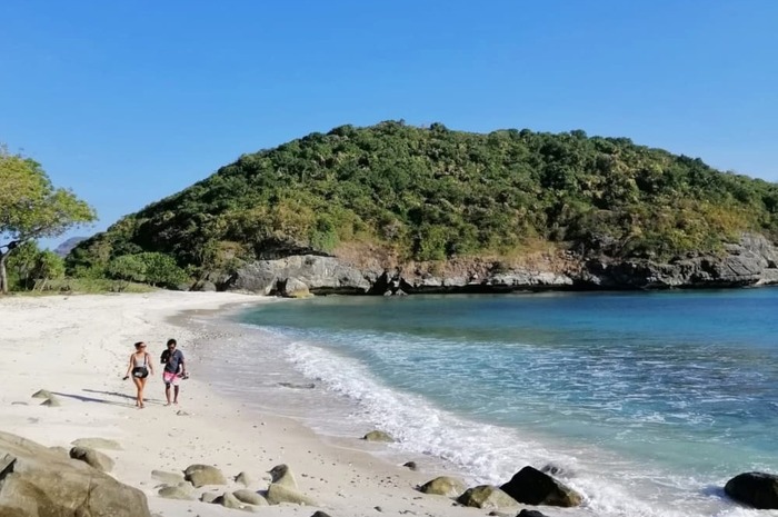 <p>Ket Foto: Foto Pantai Lawar (Foto/Instagram/@galou_runstheworld)</p>
