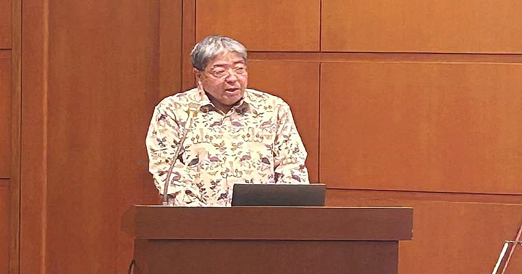 Dubes Jepang Masaki Yasushi menanggapi viralnya #KaburAjaDulu dan mengungkap peluang besar bagi pekerja Indonesia di Jepang.