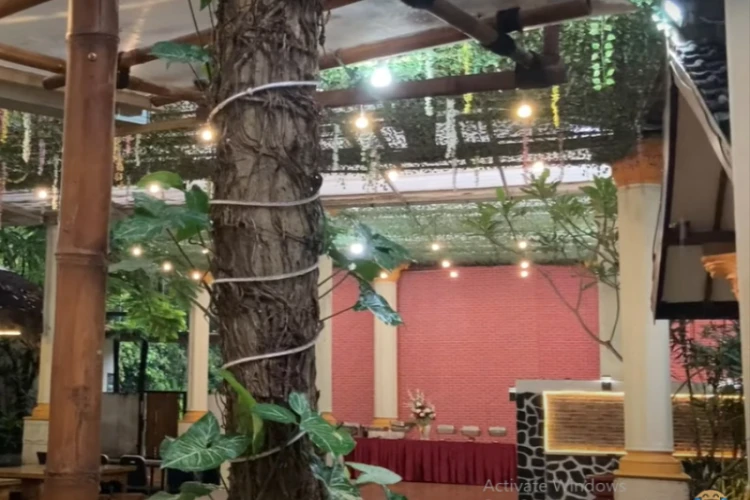 Ket Foto: Destinasi Wisata Kuliner Ocean Garden di Malang
