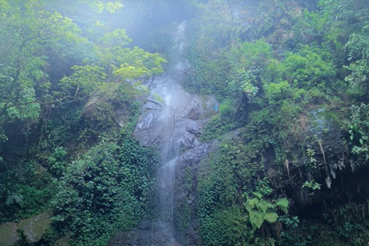 Ket Foto: Air Terjun Umbul Songo Kopeng yang Terletak di Semarang, Jawa Tengah
