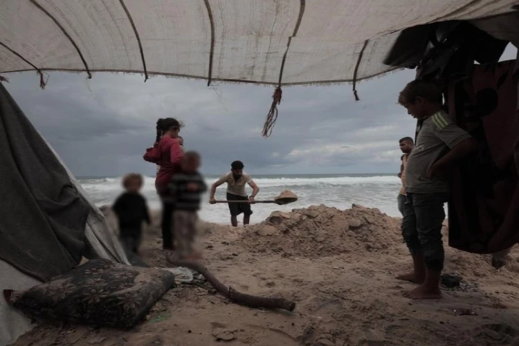 Ket. Foto: Misi Diplomat Dicegah Pasukan Penjajah Israel Memasuki Area Masjid Ibrahimi di Hebron