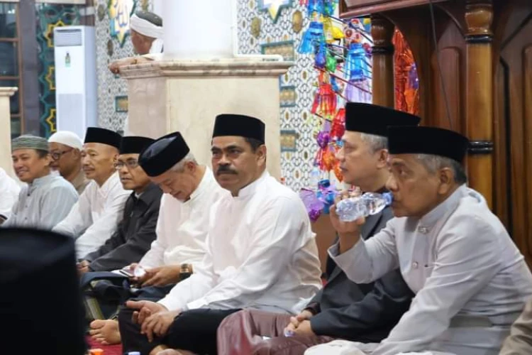 Ket. Foto: Pj Bupati Pinrang Menghadiri Acara Peringatan Maulid Nabi Muhammad SAW
