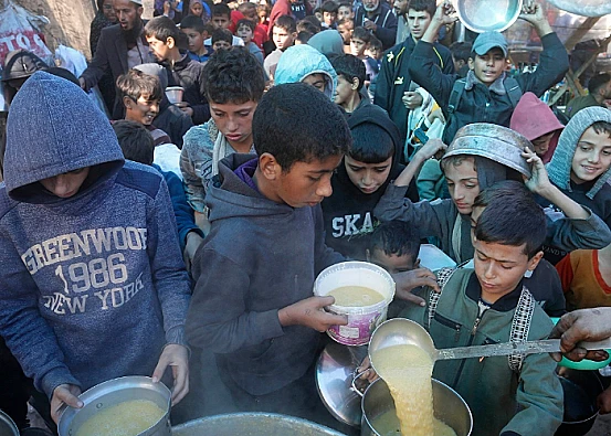 Ket. Foto: Sara Netanyahu Dituduh Mengintimidasi Saksi