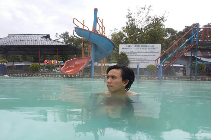 <p>Ket Foto: Pesona Pemandian Air Panas Ciwalini Bandung (Foto/Instagram/@ miftah_landry)</p>