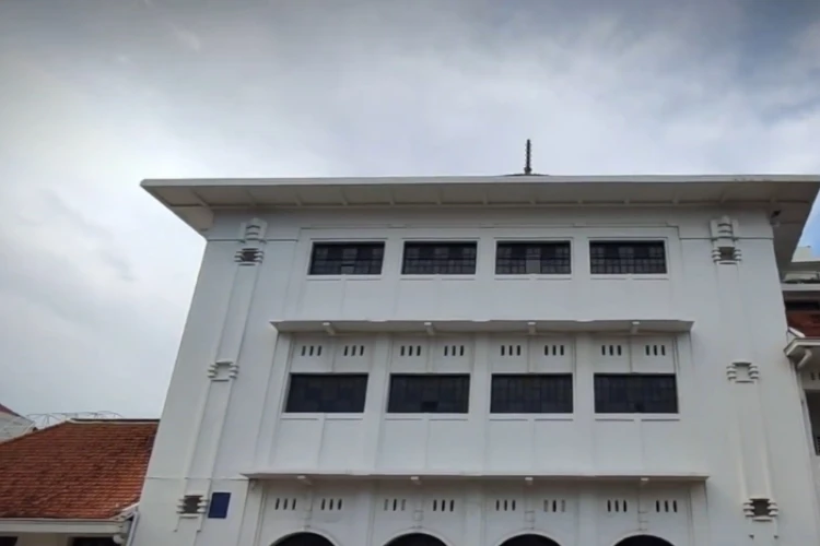 Ket Foto: Gedung British America Tobacco di Cirebon