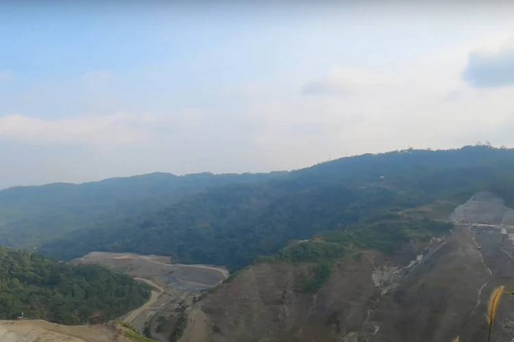 Ket Foto: Bendungan Bener di Purworejo