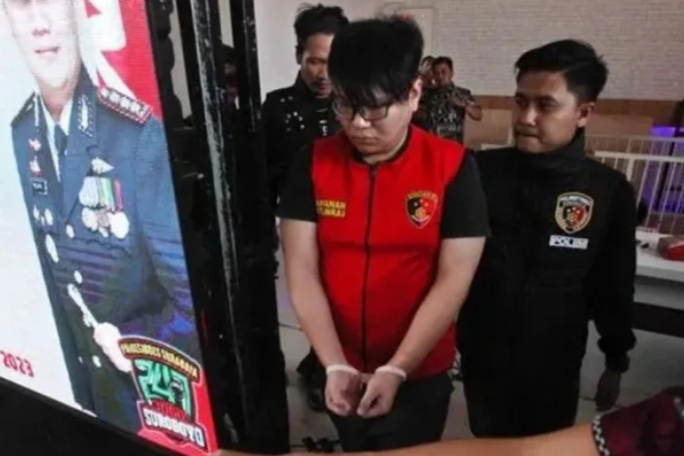 Ronald Tannur dibebaskan dari dakwaan pembunuhan dan penganiayaan terhadap sang pacar, DSA (29).