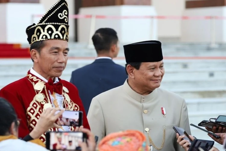 Ket. Foto: Hubungan Jokowi dengan Prabowo, Disebutkan Anggota DPR Fraksi Partai Gerindra, Sangat Baik
