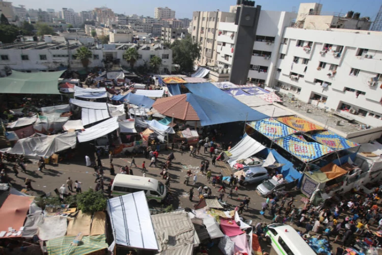 Ket. Foto: Salah Satu Perwakilan Serikat Pekerja Menyatakan Jika Sudah Saatnya untuk Gerakan Buruh untuk Mengambil Sikap Terkait Perang Palestina (Foto/X/@MarioNawfal)