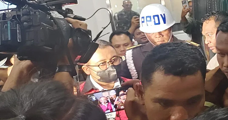 Potret salah satu dari tujuh tersangka kasus dugaan korupsi minyak Pertamina