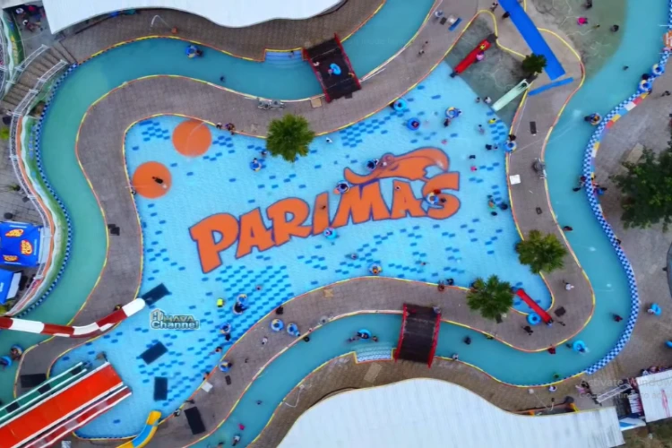 Ket Foto: Destinasi Wisata Parimas Waterpark Pacet di Mojokerto