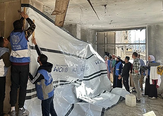 Ket. Foto: Sejumlah Warga Penjajah Israel Terluka setelah Tembakan Roket dari Yaman