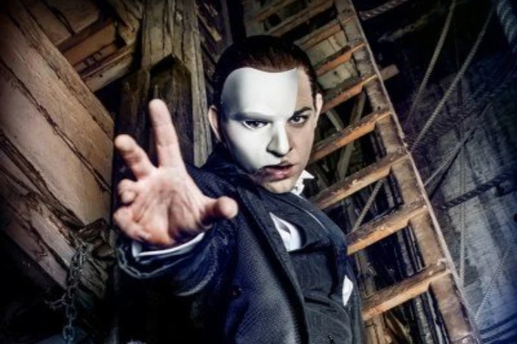 Ket Foto: Sinopsis Film The Phantom of the Opera