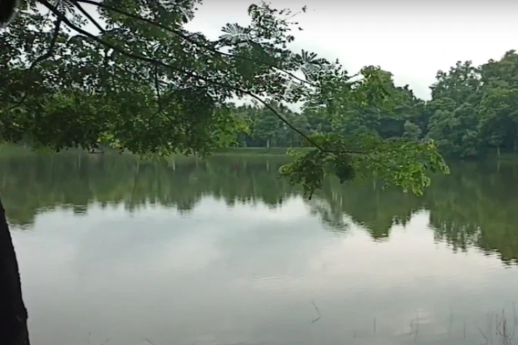 Ket Foto: Destinasi Wisata Wisata Waduk Tanjungan Kemlagi Mojokerto