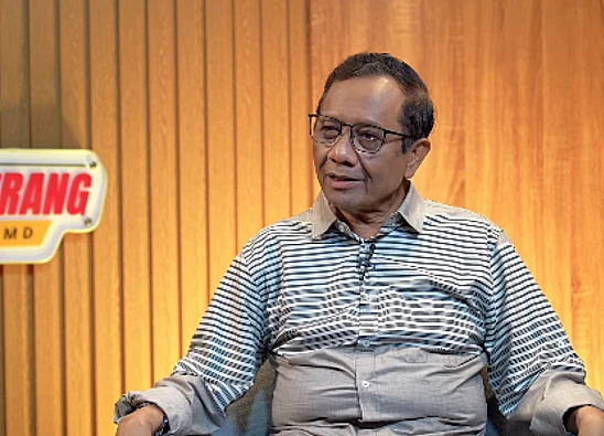 Tangkap layar video yang menampilkan Mantan Menko Polhukam Mahfud MD, yang baru-baru ini memberikan tanggapan mengenai Menkum