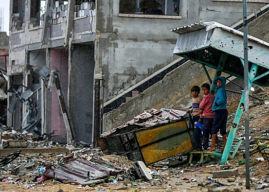 Ket. Foto: Ribuan Warga Palestina Mulai Kembali ke Jalur Gaza Utara