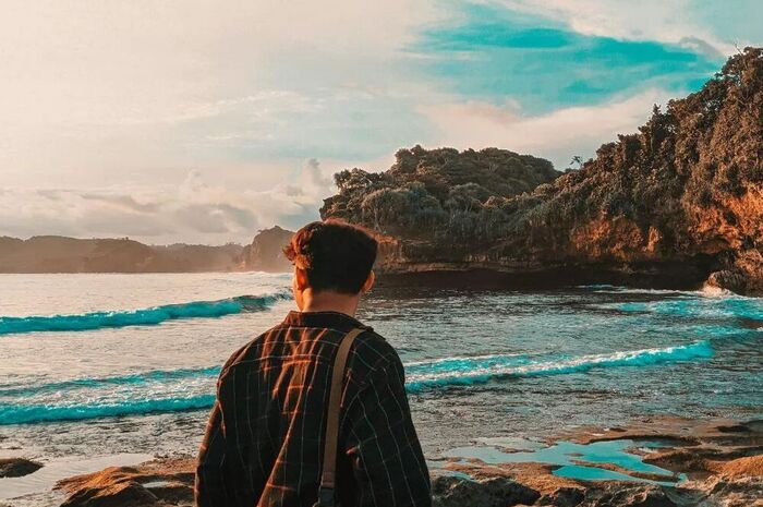 <p>Ket Foto: Pesona Pantai Batu Bengkung Malang (Foto/Instagram/@pantai_batu_bengkung)</p>
