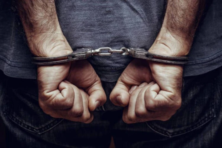 Polisi menangkap caleg DPR Kabupaten Aceh Tamiang terkait kasus penyalahgunaan narkoba.