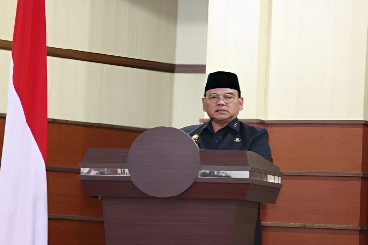 Ket. Foto: Pj Gubernur Menyatakan Angka IPH yang Kembali Menjadi Terendah Nasional Menandakan Perkembangan Harga di Sulawesi Tenggara Relatif Stabtil di Bulan Mei