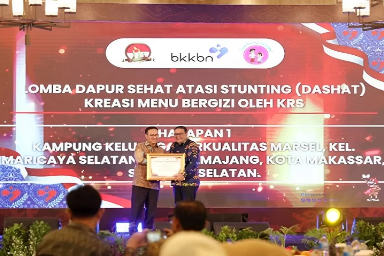 Ket. Foto: Makassar Memperoleh Juara Harapan I Lomba Dapur Sehat Atasi Stunting