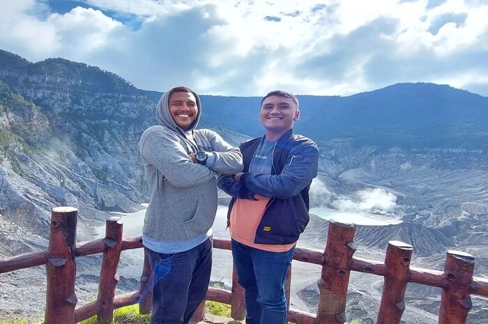 <p>Ket Foto: Pesona Gunung Tangkuban Perahu Bandung (Foto/Instagram/@supriansyah.mnur)</p>
