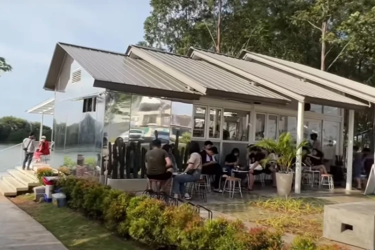 Ket Foto: December Coffee By The Bay di Jakarta