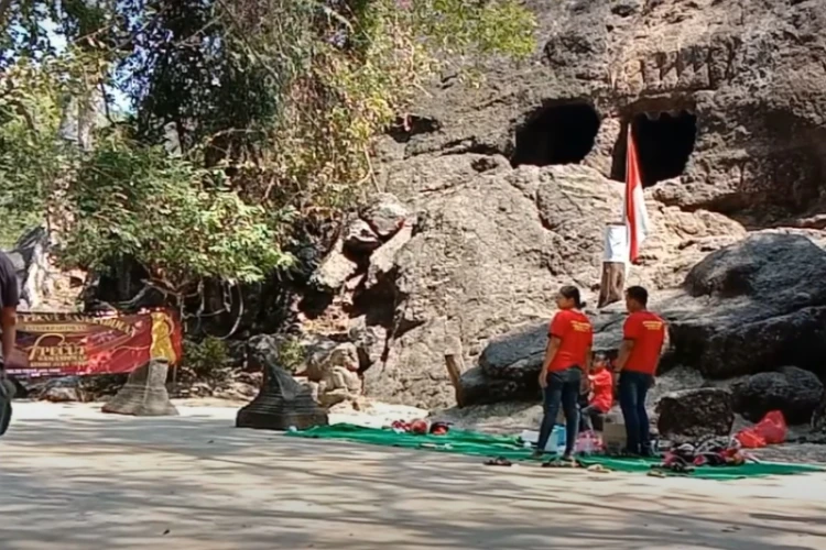Ket Foto: Gua Selomangleng Wisata Unik yang Terletak di Kota Kediri