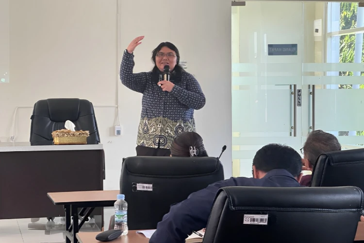 Ket. Foto: RS Woodward Menyampaikan Kendala dari Antrean Daring Adalah Sulit untuk Mengedukasi Pasien