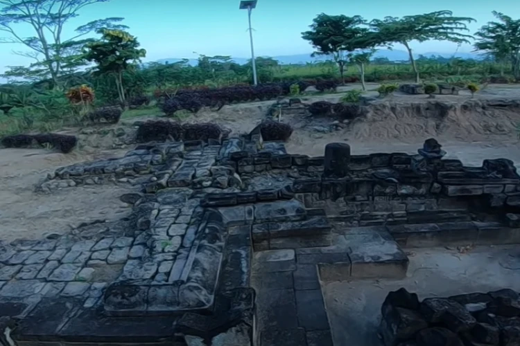 Ket Foto: Candi Karangnongko di Klaten, Jawa Tengah