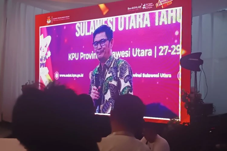 Ket. Foto: Ketua KPU Sulut, Kenly Poluan, Menyampaikan Pendaftaran Pasangan Calon Gubernur dan Wakil Gubernur Merupakan Bentuk Mengejawantahkan Mandat Konstitusi dan Undang-Undang