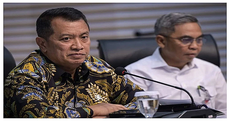 Wakil Menteri Pendayagunaan Aparatur Negara dan Reformasi Birokrasi Purwadi Arianto (kiri) dan Ketua KPK Setyo Budiyanto.