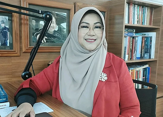 Potret pegiat media sosial X atau Twitter, Dokter Tifa yang mengomentari hasil Pilkada Jateng 2024