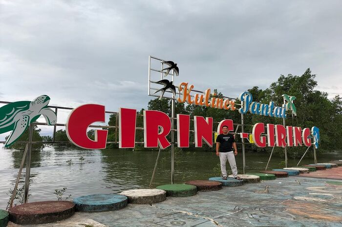 <p>Ket Foto: Foto pesona Pantai Giring-Giring (Foto/Instagram/@fangky9488)</p>
