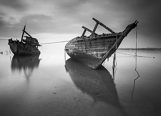 Ilustrasi kapal kayu yang digunakan para imigran rohingya untuk berlayar ke Aceh