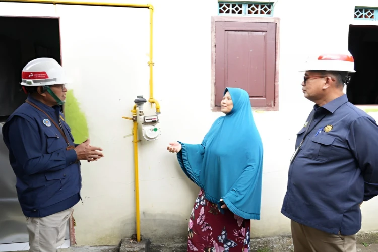 Ket. Foto: Menurut BPH Migas, Masyarakat Senang Menggunakan Jaringan Gas Bumi Dibandingkan LPG Disebabkan Harganya yang Lebih Murah