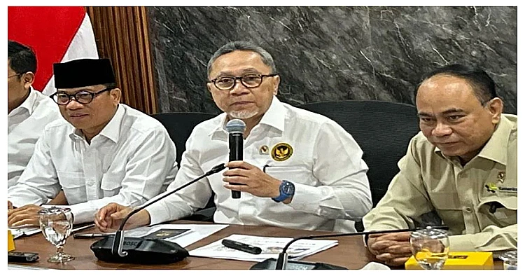 Menteri Koordinator Bidang Pangan (Menko Pangan) sekaligus Ketua Satuan Tugas (satgas) Koperasi Desa/Kelurahan Merah Putih.