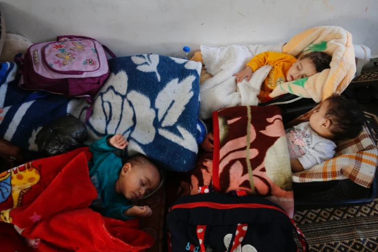 Ket. Foto: Warga Palestina di Gaza Meenceritakan Bagaimana Mereka Bertahan Hidup saat Agresi Terjadi di Musim Dingin (Foto/X/@UNRWA)