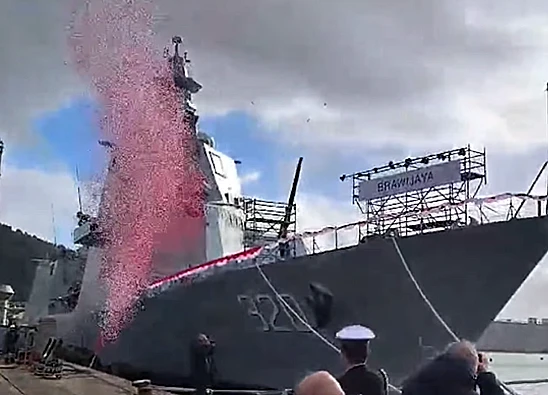 Tangkap layar video yang menampilkan momen dua kapal baru TNI AL dari Italia diperkenalkan