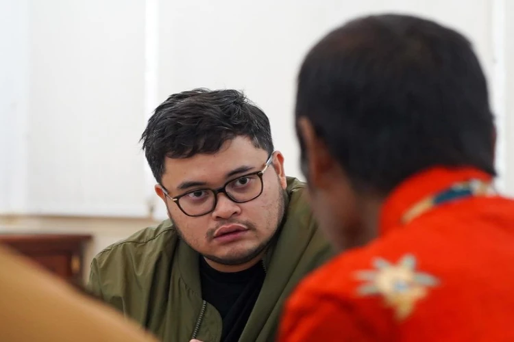 Ket. Foto: Berikut Ini Kekayaan dari Hanindhito Himawan Pramana yang Ternyata Hanya Mempunyai 1 Buah Motor