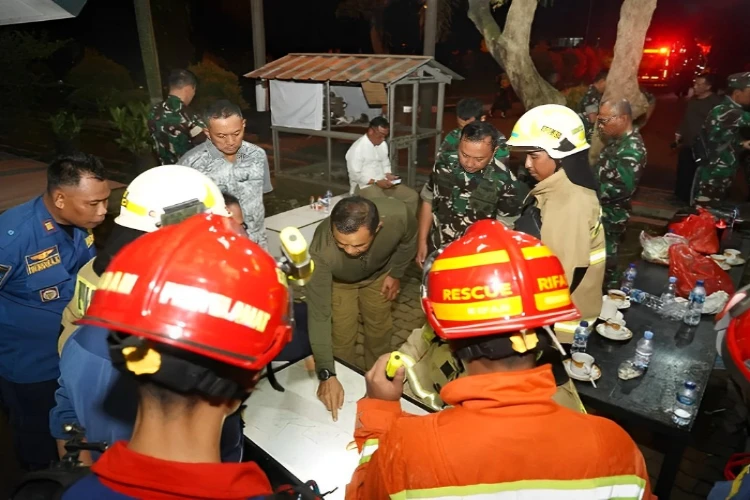 Ket. Foto: Sudin Gulkarmat Jakarta Timur Menyatakan Proses Pendinginan Gudang Peluru Bogor Telah Selesai Dilakukan
