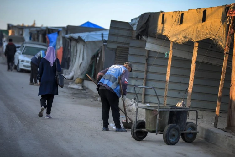 Ket. Foto: Petani Palestina Diserang oleh Pemukim Penjajah Israel ketika sedang Memetik Buah Zaitun