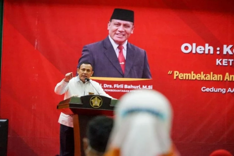 Ket. Foto: Polda Metro Jaya Mengungkapkan Akan Segera Memenuhi Kelengkapan Berkas Firli Bahuri (Foto/Instagram/@firlibahuriofficial)