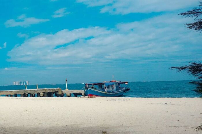 <p>Ket Foto: Pesona Pulau Kelor Kepulauan Seribu (Foto/Instagram/@pulaukelor_official)</p>