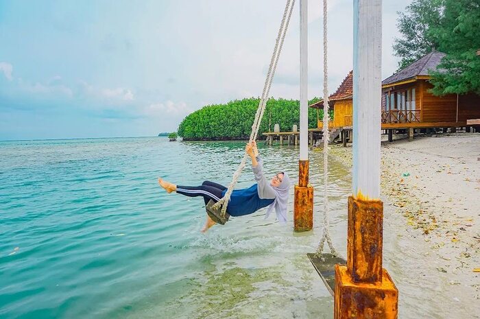 <p>Ket Foto: Pesona Royal Island Kepulauan Seribu (Foto/Instagram/@royalislandofficial)</p>
